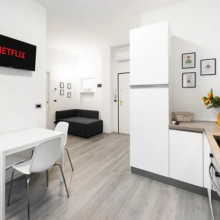 Station Bologna, Center Fiera * בולוניה